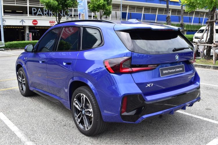 BMW X1 2023 1.5 xDrive30e M Sport 4WD Utility-car ปลั๊กอินไฮบริด (PHEV) ไม่ติดแก๊ส เกียร์อัตโนมัติ น้ำเงิน รูปที่ 3