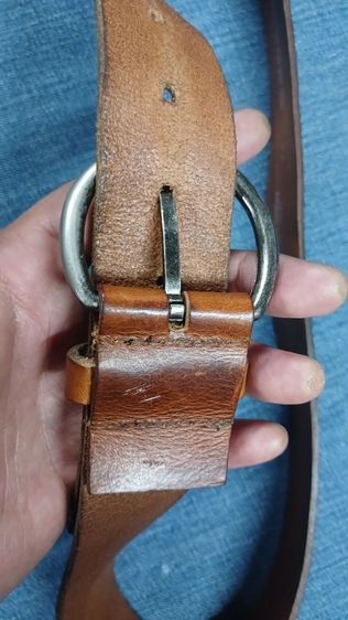 เข็มขัดหนังแท้ pieces by bestseller
made in HOLLAND เอว 33 ถึง 38
กว้าง 1.5 ยาวรวมหัว 43.5 แบรนด์แพง หนังสวย มีรอยตามใช้ รูปที่ 10