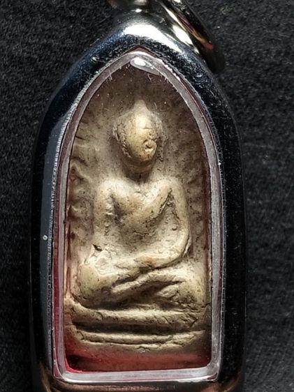 พระรอดลำพูนพิมพ์กลางเนื้อขาวครับ รูปที่ 3