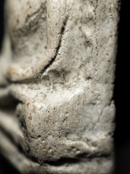 พระรอดลำพูนพิมพ์กลางเนื้อขาวครับ รูปที่ 14