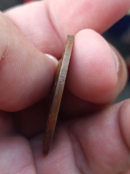 เหรียญรุ่นแรก หลวงพ่อชา วัดหนองป่าพง ปี2518 รูปที่ 3