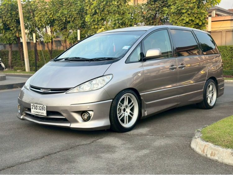 รถ Toyota Estima 2.4 G สี บรอนซ์เงิน