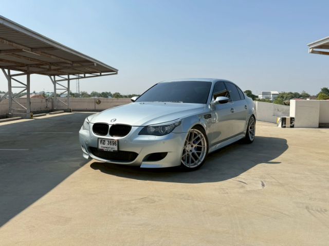 BMW M5 2005 5.0 E60 Sedan เบนซิน ไม่ติดแก๊ส เกียร์อัตโนมัติ เทา รูปที่ 2