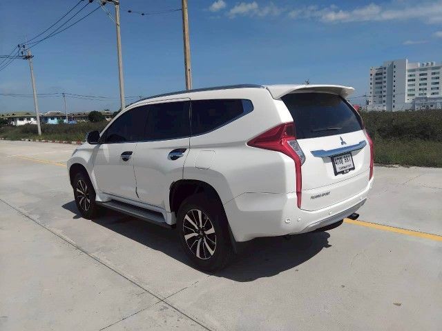 Mitsubishi Pajero Sport 2018 2.4 GT Premium Utility-car ดีเซล เกียร์อัตโนมัติ ขาว รูปที่ 3