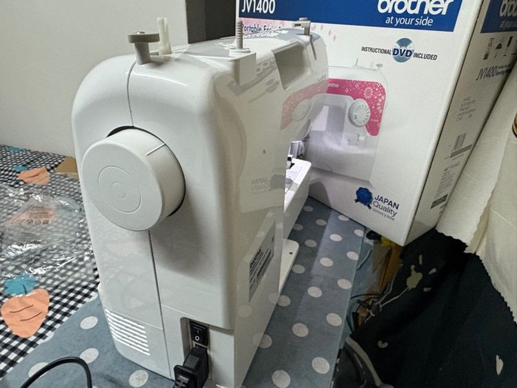 จักรเย็บผ้า Brother Jv1400 มือสอง รูปที่ 4