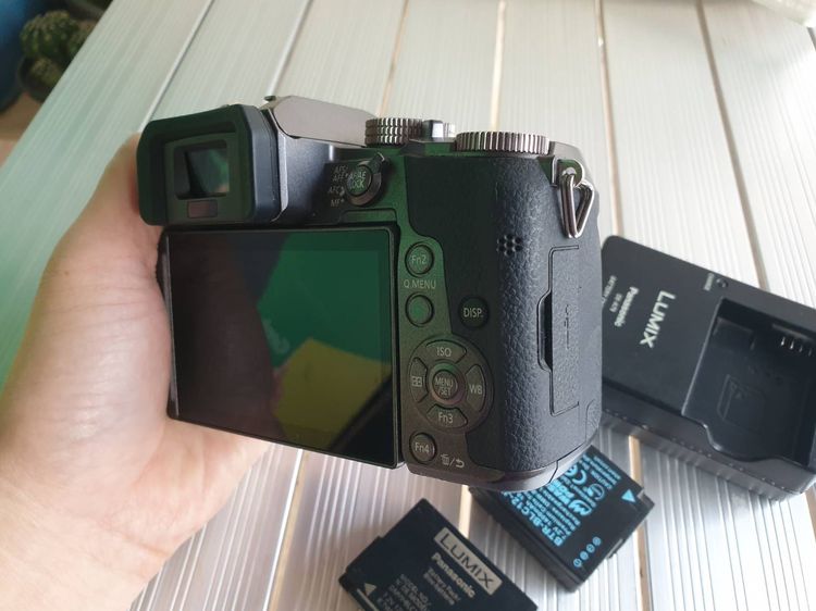 ขายกล้อง Panasonic G7 พร้อมเลนส์ 14-42 mm f3.5-5.6 สภาพดีพร้อมใช้ รูปที่ 3