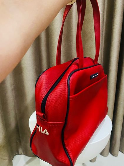 กระเป๋า FILA แท้ 💯FILA Biella Italia Shoulder Bag  สีแดง กันน้ำ ส่งฟรี  รูปที่ 4