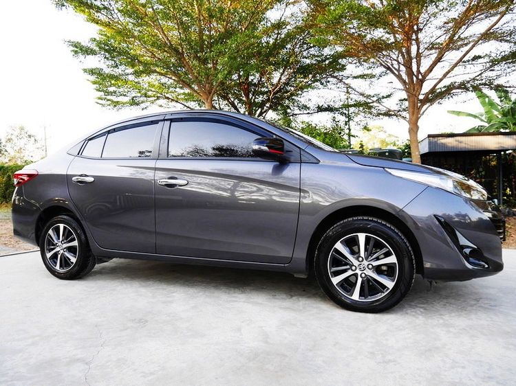 Toyota Yaris ATIV 2019 1.2 S Sedan เบนซิน ไม่ติดแก๊ส เกียร์อัตโนมัติ เทา รูปที่ 2