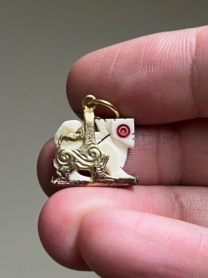 หลวงพ่อหอม วัดซากหมาก