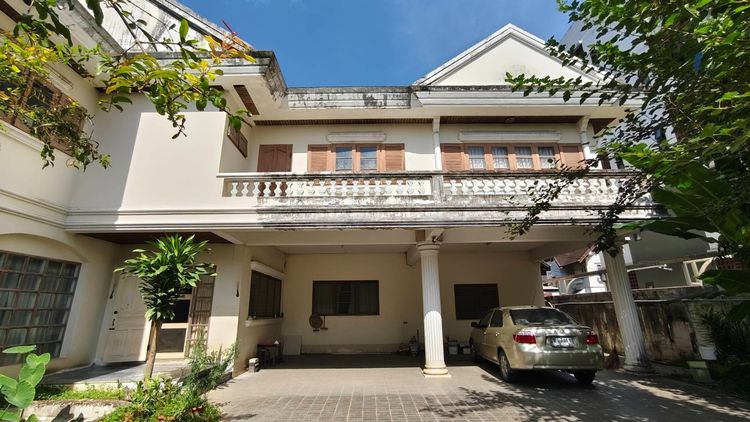 อื่นๆ มีบางส่วน สร้างเสร็จก่อน 2010 บ้านคฤหาสน์ สันติธรรมช้างเผือก อ.เมือง เชียงใหม่ 217 ตร.ว. รูปที่ 4