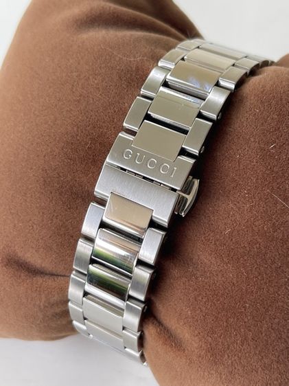 GUCCI G Timeless Watch Ladies Swiss Quartz 126.5 YA126523 White Dial 27 mm รูปที่ 4