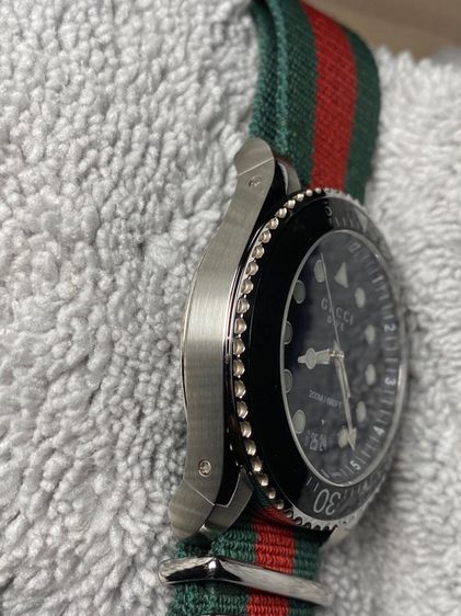 Gucci Dive (YA136 series) รูปที่ 5