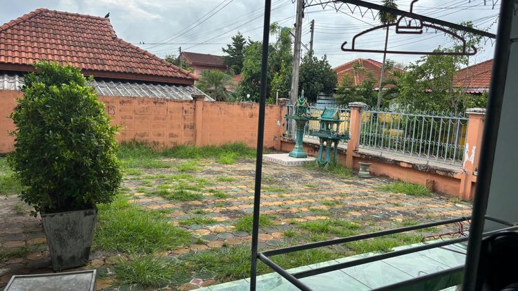 มีบางส่วน สร้างเสร็จก่อน 2010 ขายบ้านเดี่ยว 2ชั้น รูปที่ 3