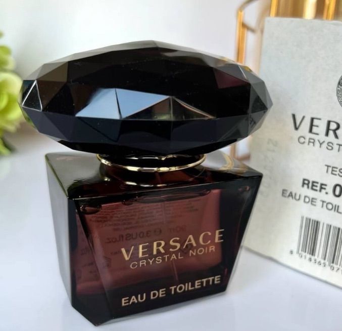 น้ำหอมแท้ 💯Versace Crystal Noir 90ml (Tester Box)  กลิ่นหรู ลึกลับ เซ็กซี่ มีคลาส รูปที่ 6