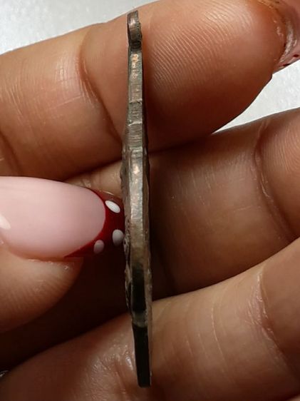 เหรียญหลวงพ่อรุ่ง หลังหลวงพ่อในโบสถ์ เนื้อทองแดง รูปที่ 3