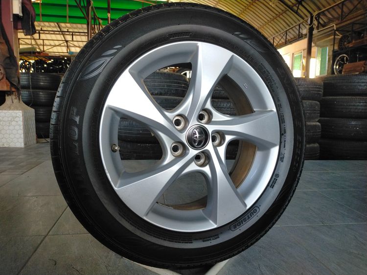 อื่นๆ 18" อื่นๆ แม็กโตโยต้า ขอบ17 พร้อมยางดันลอป 215 60 17 ปี23 ใส่ revo vigo chr สีเดิมยางสวยทุกเส้น