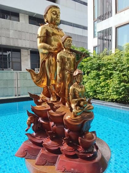 3 พระอรหันต์ประทานทรัพย์ พระสังกัจจายน์ พระสีวลี พระอุปคุต สูง 28 นิ้ว วัตถุมงคลครูบาอริยชาติ วัดแสงแก้วโพธิญาณ  ออกแบบโดย ศิลปิน สุธา แก้ววังปา สวยงดงามมาก รูปที่ 11