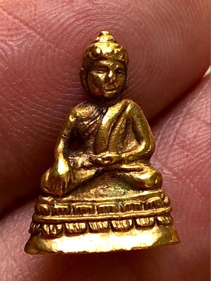 พระเก่าสีทองเก่าคะ รูปที่ 4