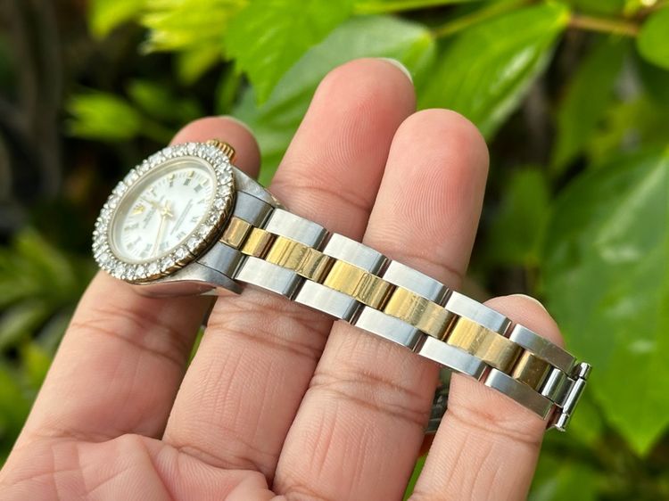 Rolex lady ข้างตัน รุ่น 67233 หน้าขาว โรมัน ขอบเพชร รูปที่ 5