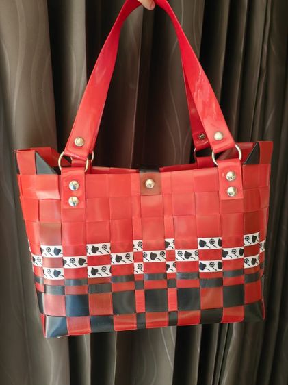 กระเป๋าสานสีแดง รูปที่ 3