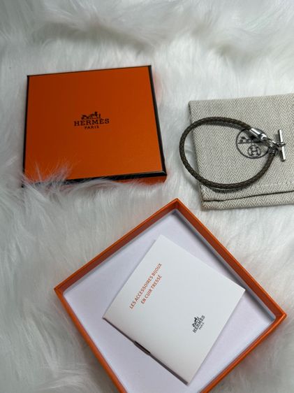 ข้อมือหนัง Hermes แม้ใหม่มาก รูปที่ 2