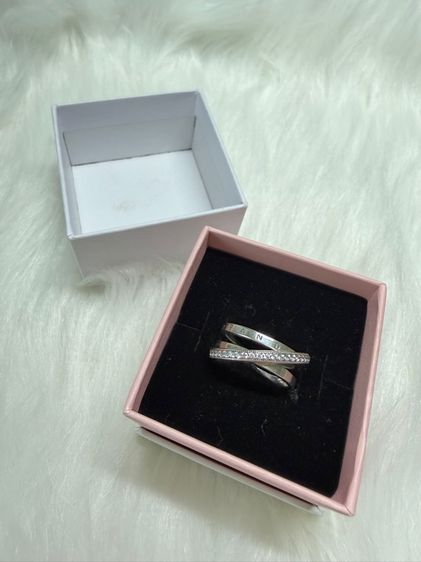 แหวน Pandora