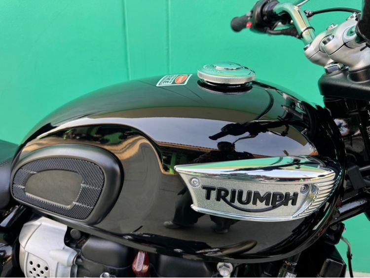 Triumph T100 ปี2025 วิ่ง8,000 โล ใหม่จัดมือเดียว รูปที่ 4