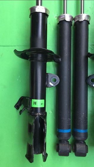 โช๊ค เดิม หน้า หลัง Nissan March. อเมร่า  Note ปี 2011 ถึง ปัจจุบัน  รูปที่ 7