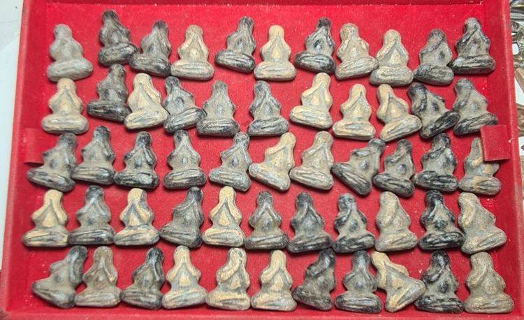 ปิดตาไม่ทราบที่ 100องค์ 8000