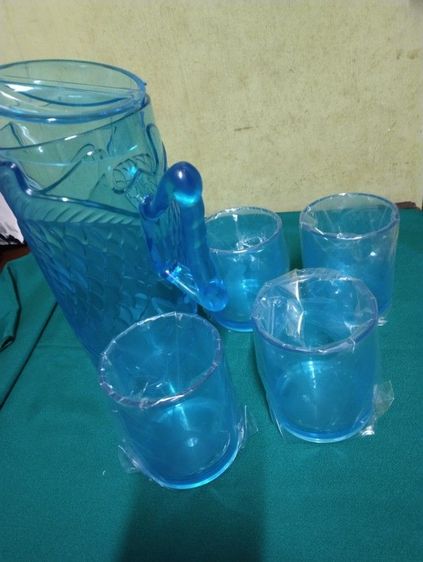 ชุดเหยือกน้ำ,แก้ว