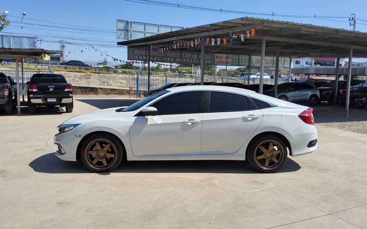 Honda Civic 2019 1.8 E i-VTEC Sedan เบนซิน ไม่ติดแก๊ส เกียร์อัตโนมัติ ขาว รูปที่ 4