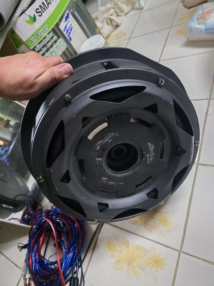 ซับหลุมยางอะไหล่ Bostwick  รูปที่ 2