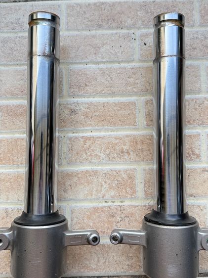 โช้คหน้าเดิม ADV150 รูปที่ 3