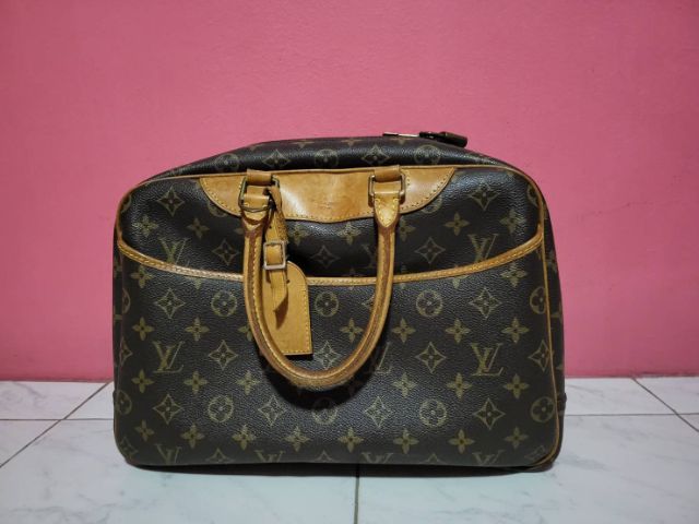 กระเป๋าหลุยส์แท้