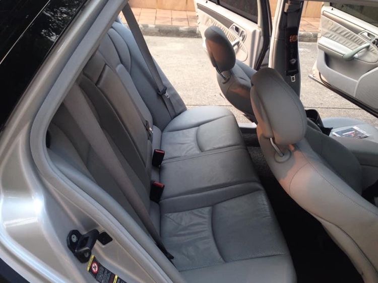 Mercedes-Benz รุ่นอื่นๆ 2003 รุ่นย่อยอื่นๆ Van เบนซิน ไม่ติดแก๊ส เกียร์อัตโนมัติ ดำ รูปที่ 4