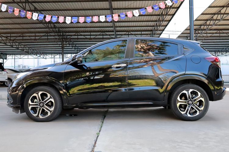 Honda HR-V 2020 1.8 EL Utility-car เบนซิน ไม่ติดแก๊ส เกียร์อัตโนมัติ ดำ รูปที่ 4