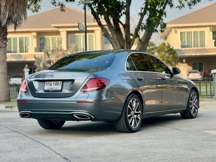 Mercedes-Benz E-Class 2018 E350 Sedan ปลั๊กอินไฮบริด (PHEV) ไม่ติดแก๊ส เกียร์อัตโนมัติ เทา รูปที่ 4
