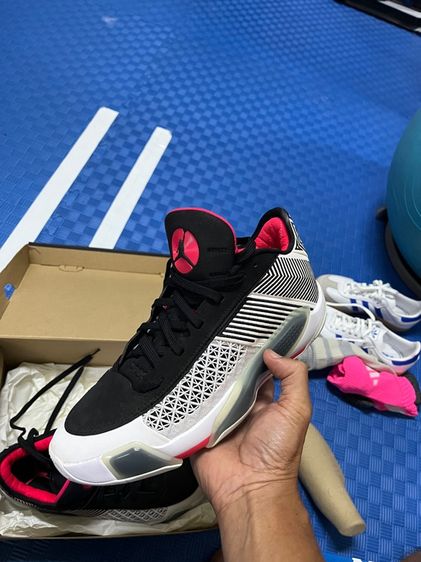 nike รองเท้า รูปที่ 2