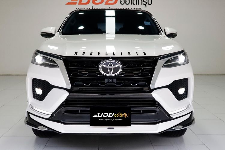 Toyota Fortuner 2025 2.8 GR Sport 4WD Utility-car ดีเซล ไม่ติดแก๊ส เกียร์อัตโนมัติ ขาว รูปที่ 2