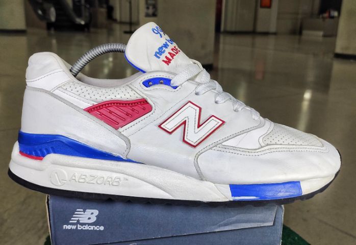 รองเท้า💥New Balance 998 💥ของแท้‼️Made in USA.💥พื้นนิ่ม เบา สวยๆ สภาพดี💥ไซร์ 43 รูปที่ 4