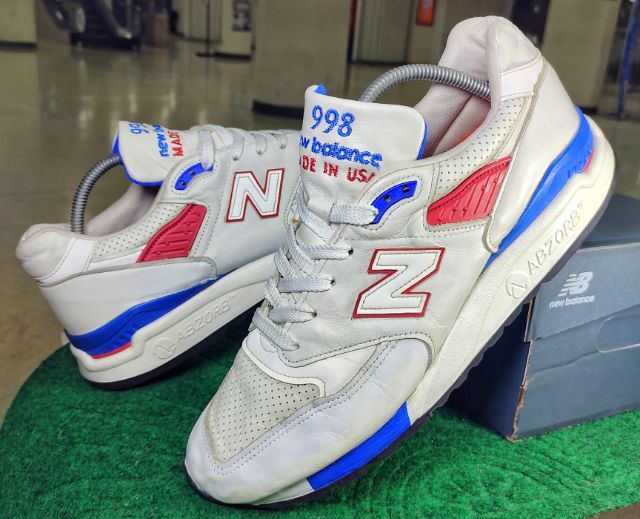 รองเท้า💥New Balance 998 💥ของแท้‼️Made in USA.💥พื้นนิ่ม เบา สวยๆ สภาพดี💥ไซร์ 43 รูปที่ 9