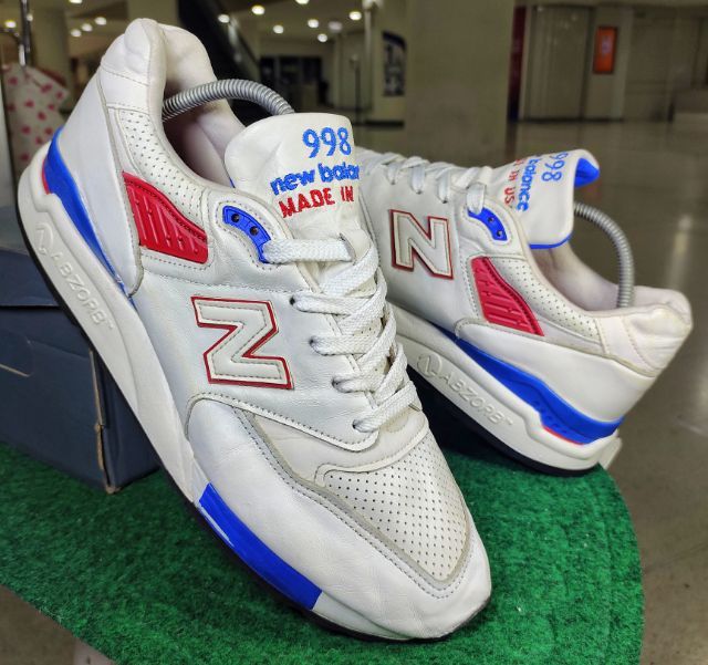รองเท้า💥New Balance 998 💥ของแท้‼️Made in USA.💥พื้นนิ่ม เบา สวยๆ สภาพดี💥ไซร์ 43 รูปที่ 10