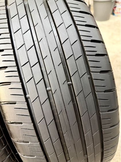 ยางถอดป้ายแดงขอบ 18” ยี่ห้อ BRIDGESTONE รุ่น ALENZA HL33 ขนาด 225-50R18 ปี 25 ครีบหน้ายางยังอยู่ครบ รูปที่ 8