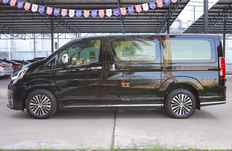Toyota Majesty 2020 2.8 Premium Utility-car ดีเซล ไม่ติดแก๊ส เกียร์อัตโนมัติ ดำ รูปที่ 4
