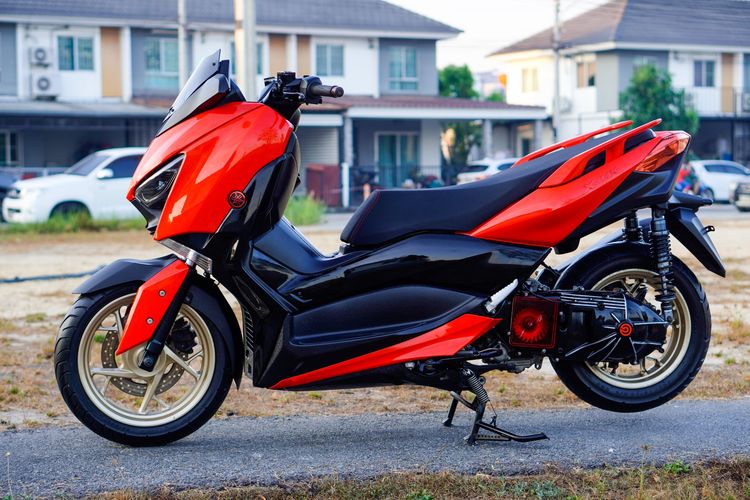 YAMAHA X-MAX 300 ABS ปี 2020 เริ่มต้นฟรีดาวน์ ค่างวดผ่อนสบาย พร้อมชุดแต่ง รูปที่ 5