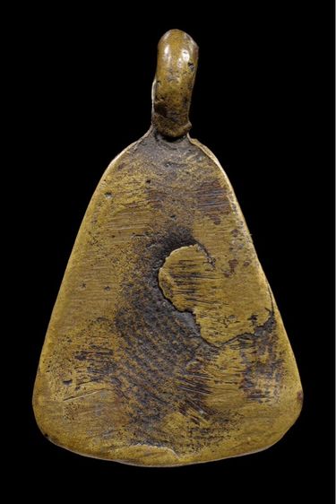 หลวงพ่อเงินพิมพ์จอบเล็ก รูปที่ 2