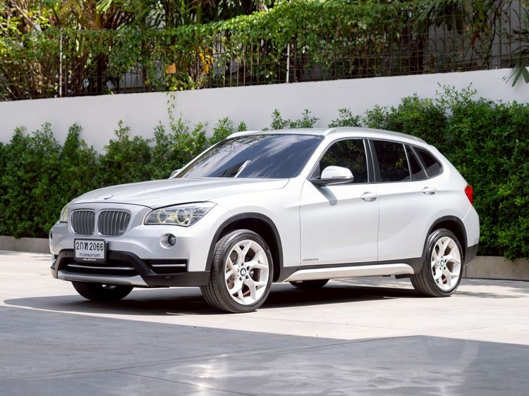 BMW X1 2013 2.0 sDrive20d xLine Utility-car ดีเซล ไม่ติดแก๊ส เกียร์อัตโนมัติ เทา รูปที่ 3