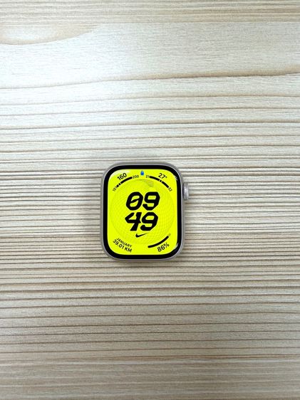 เงิน โลหะ Apple Watch Series 7 (GPS) 41mm สี Starlight