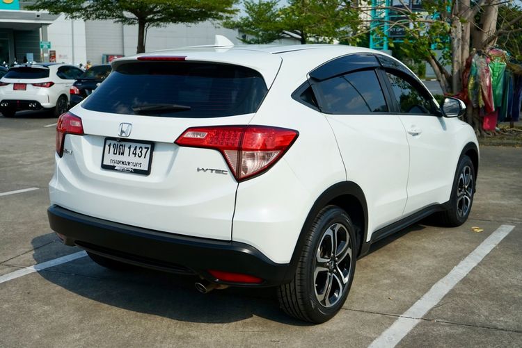 Honda HR-V 2017 1.8 S Utility-car เบนซิน ไม่ติดแก๊ส เกียร์อัตโนมัติ ขาว รูปที่ 3