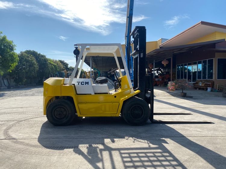 รถฟอร์คลิฟท์ TCM  รุ่น FD60Z4 ยก 6 ตัน เสาสูง 4 ม. เกียร์ธรรมดา  รถเก่านอก รูปที่ 7